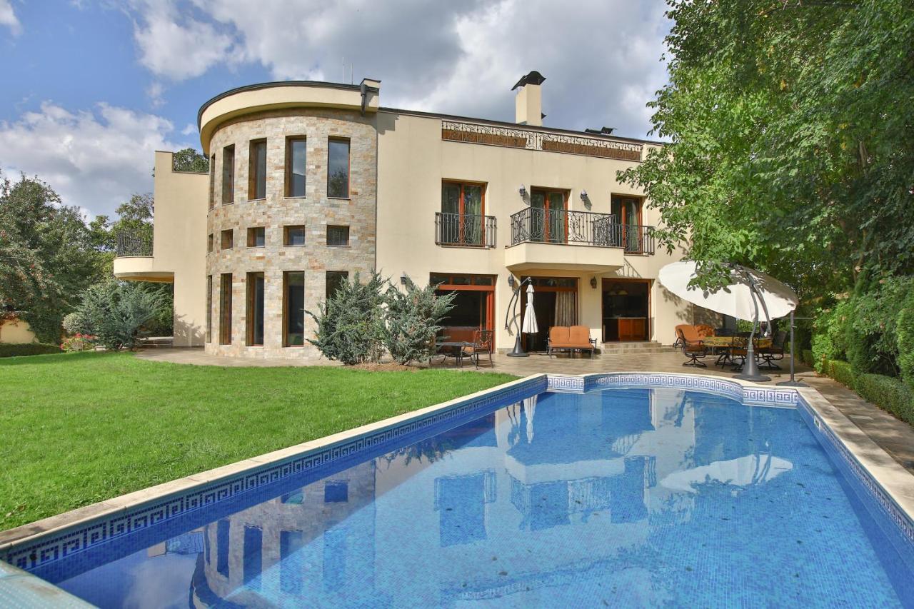 & Luxury Villa Sofia