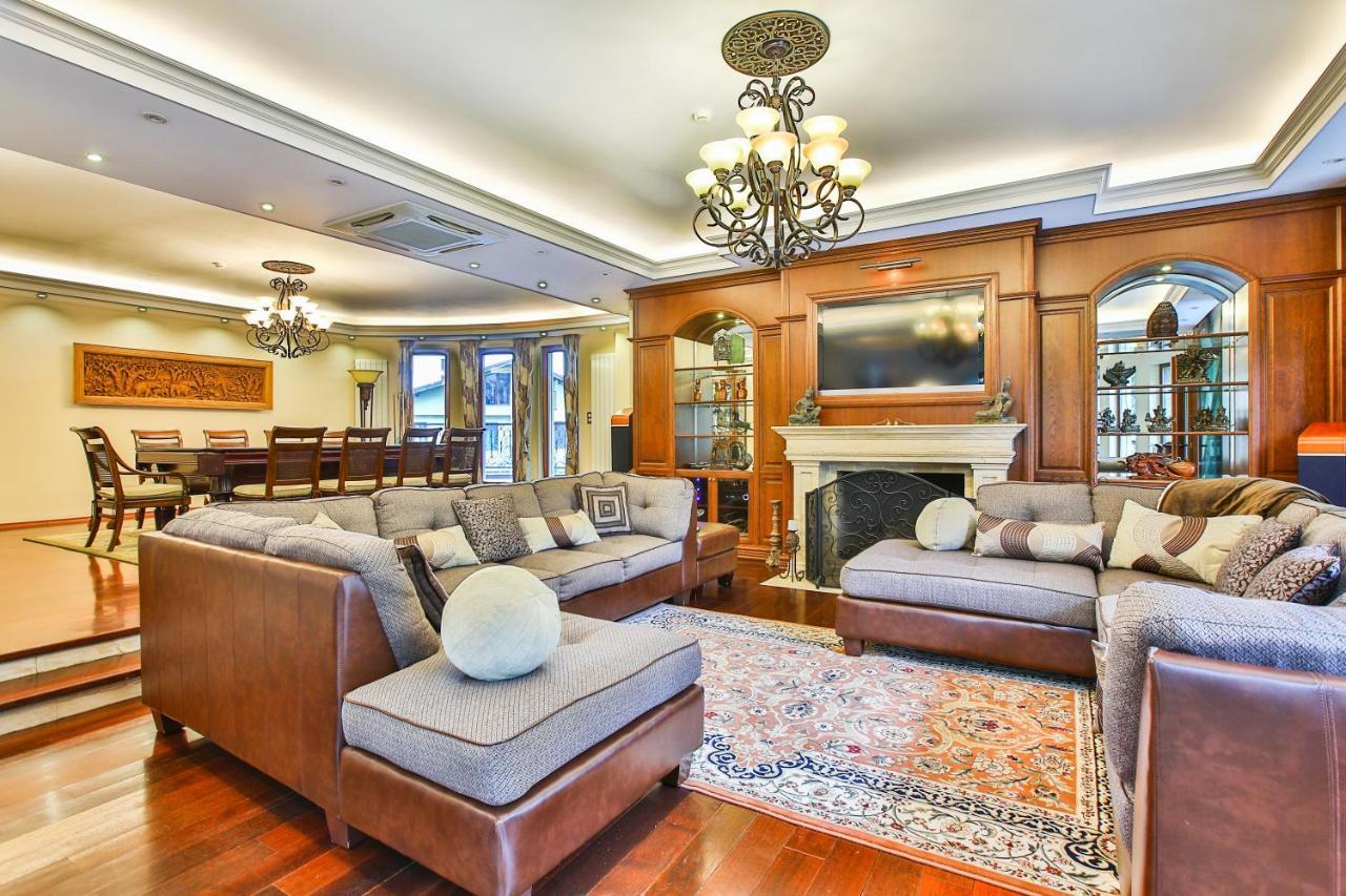 Villa & Luxury